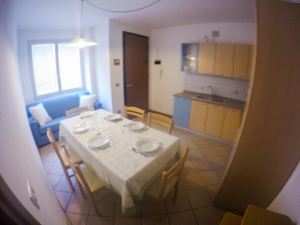 Residence Soleil - Agenzia Cocal Caorle Szoba fotó