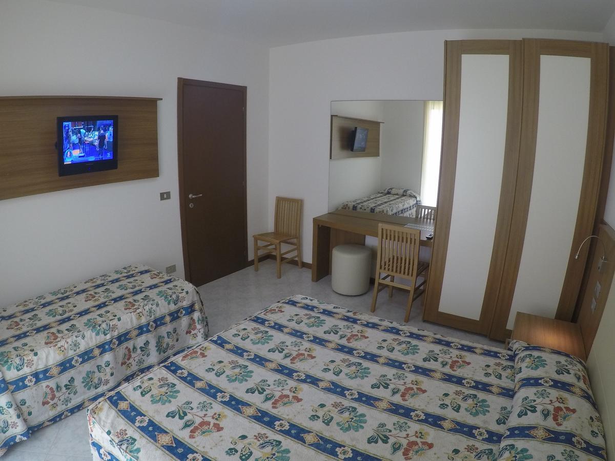 Residence Soleil - Agenzia Cocal Caorle Kültér fotó